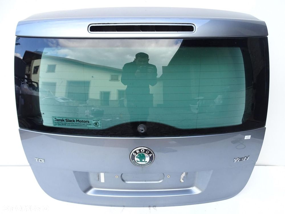 KLAPA TYŁ TYLNA BAGAŻNIKA + SZYBA LF8L SKODA YETI I 09-13r - 2