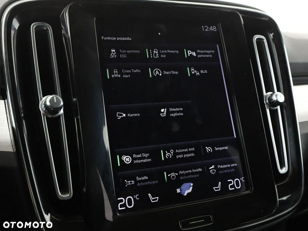 Volvo XC 40 D3 Momentum - 26