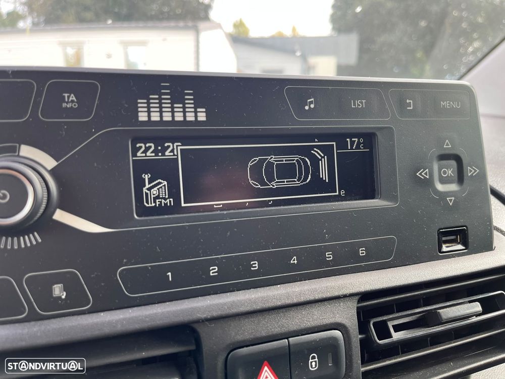 Peugeot Partner 1.5 BlueHDi Pro Longa - 21