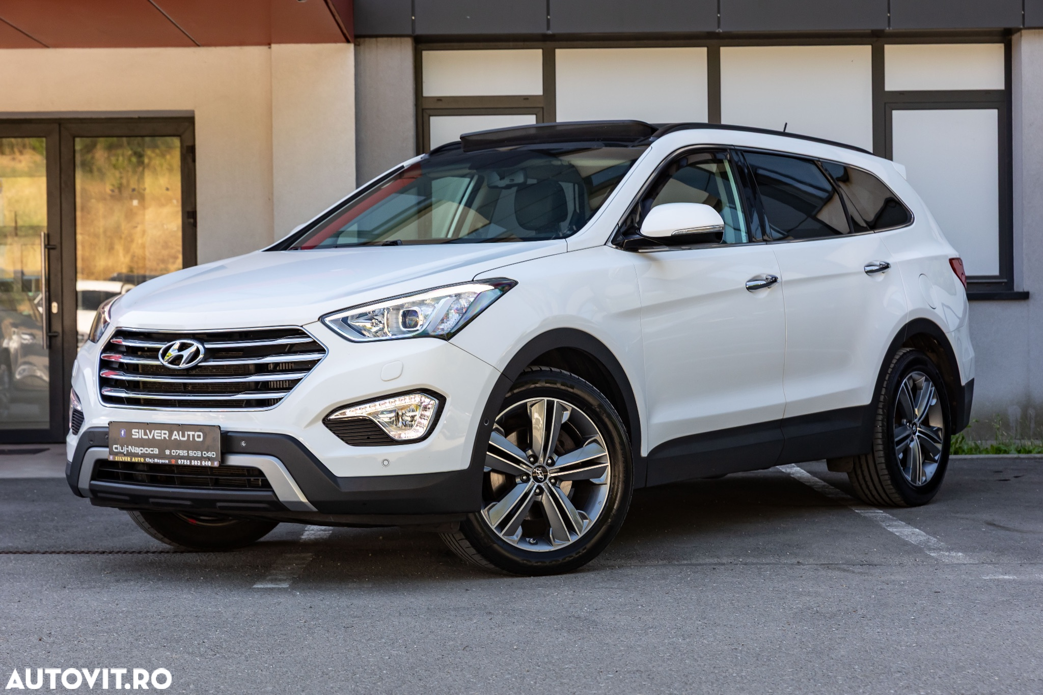 Hyundai Grand Santa Fe 2.2 CRDi ISG 4WD Aut. Luxury - 2