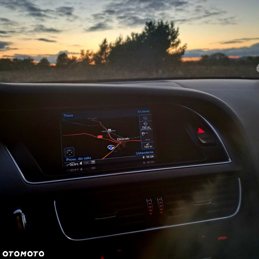Audi A4 Avant 2.0 TDI - 26