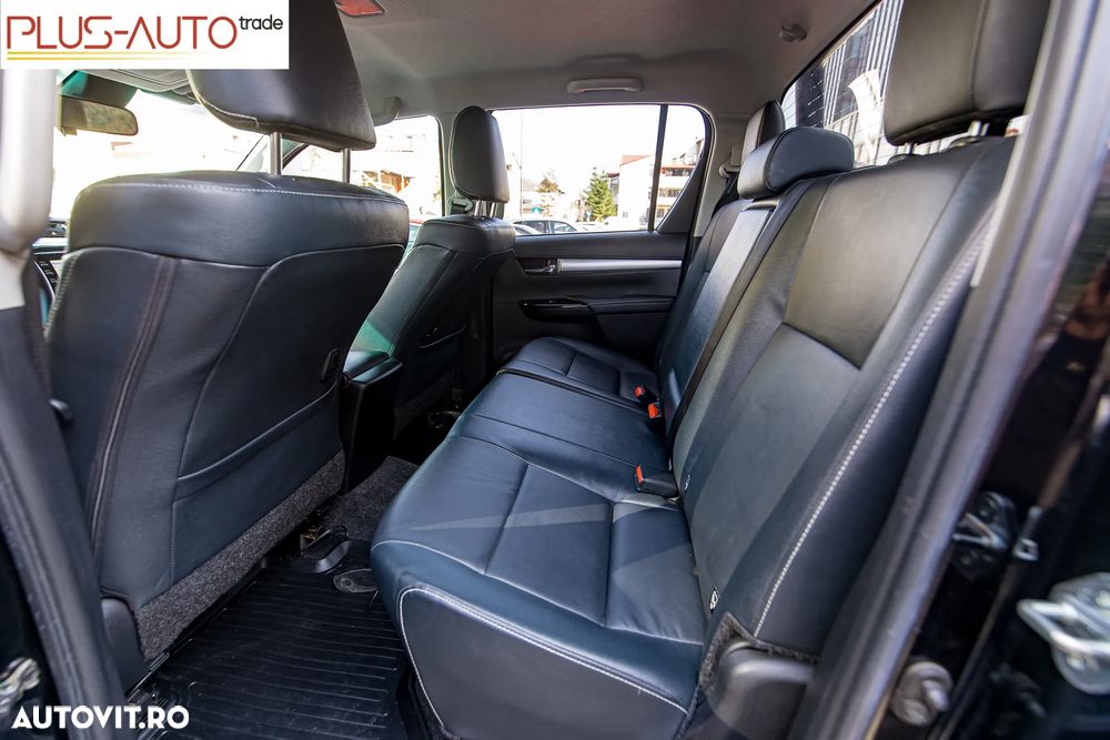 Toyota Hilux 2.8D 204CP 4x4 Double Cab AT Executive - 23