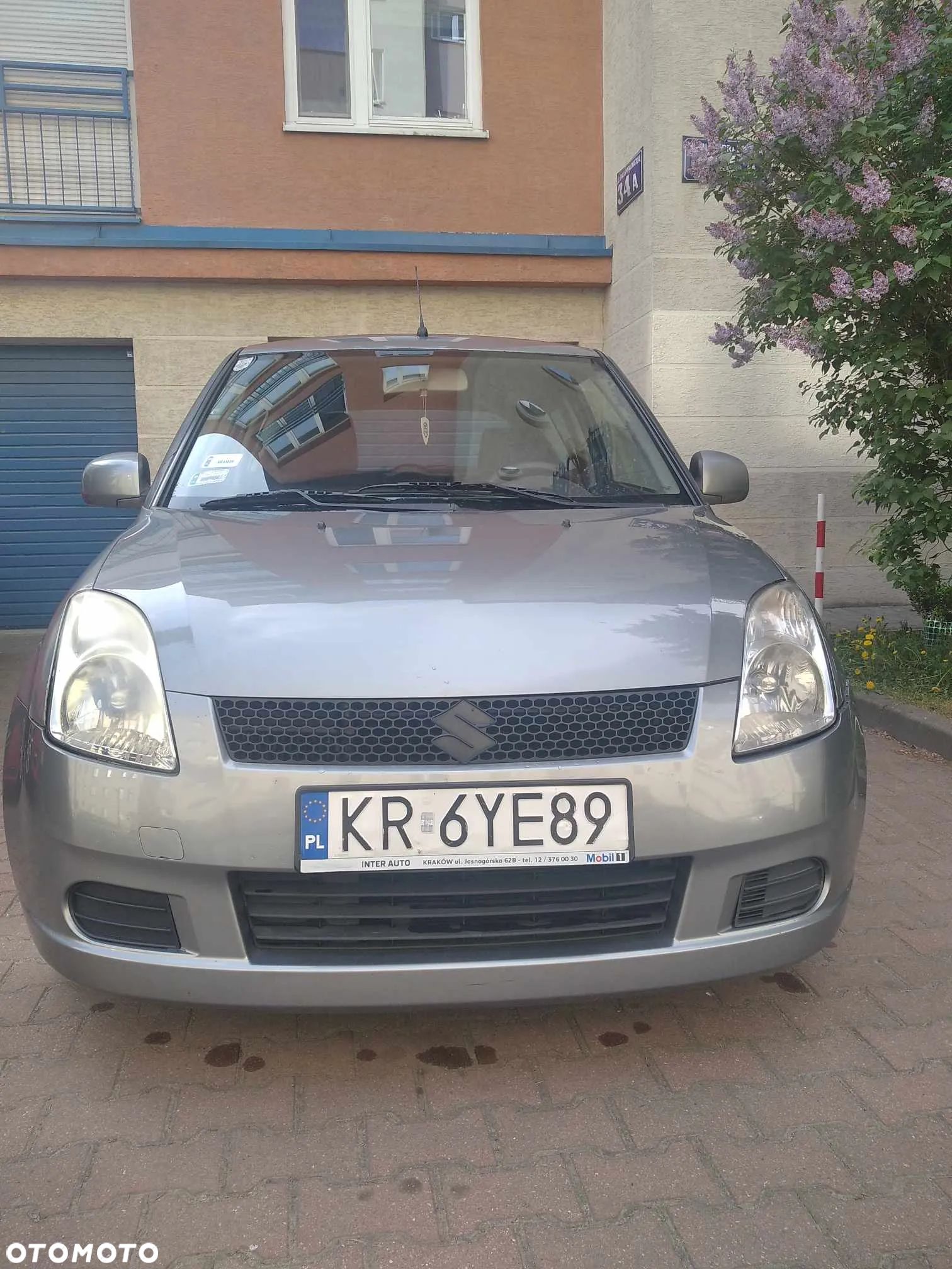 Suzuki Swift - 1