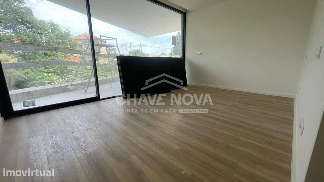 Apartamento T3 NOVO c/ Terraço e 3 Suítes | Santa Marinha - Grande imagem: 5/18