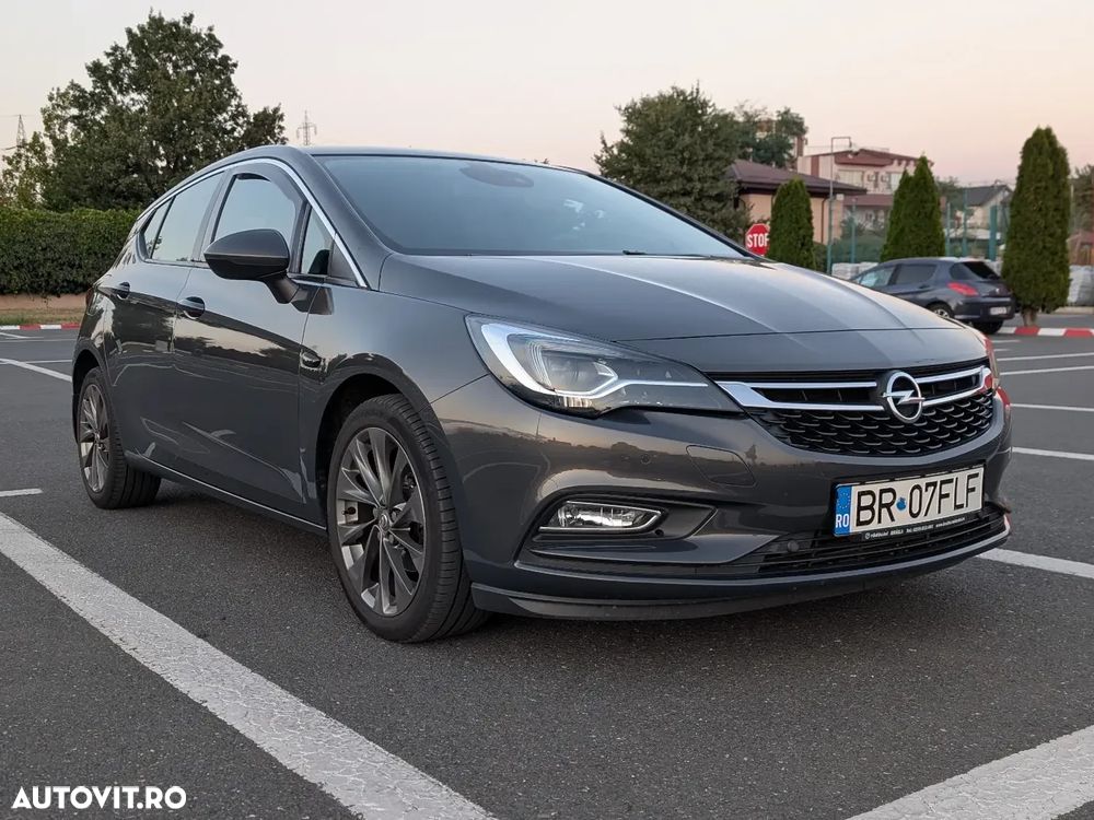 Opel Astra Turbo 1.4 ECOTEC Dynamic - 2