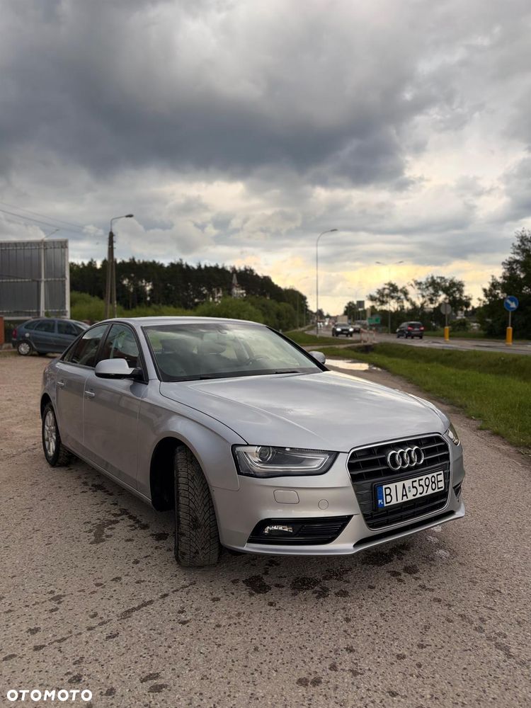 Audi A4 Limousine - 19