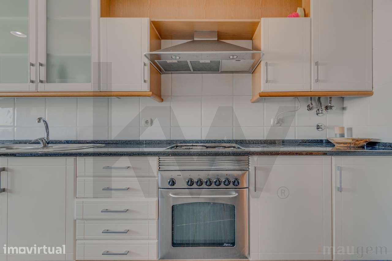 T3 Renovado com Lugar de Garagem e Arrecadação | 133 m2 | Prior Velho - Grande imagem: 5/17