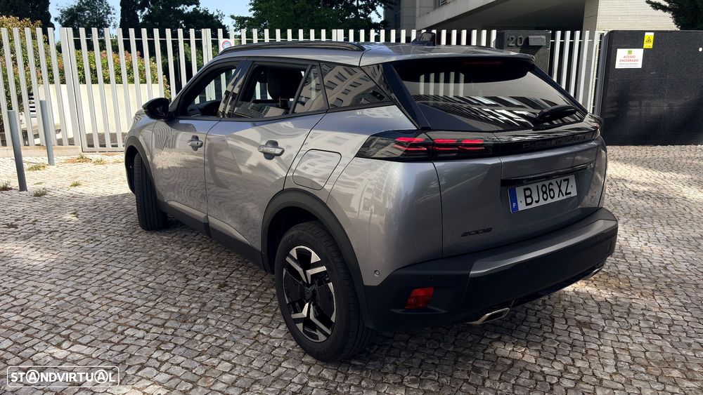 Peugeot 2008 1.2 PureTech Allure EAT8 - 8