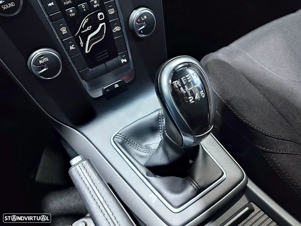 Volvo V40 1.6 D2 Kinetic Eco - 21