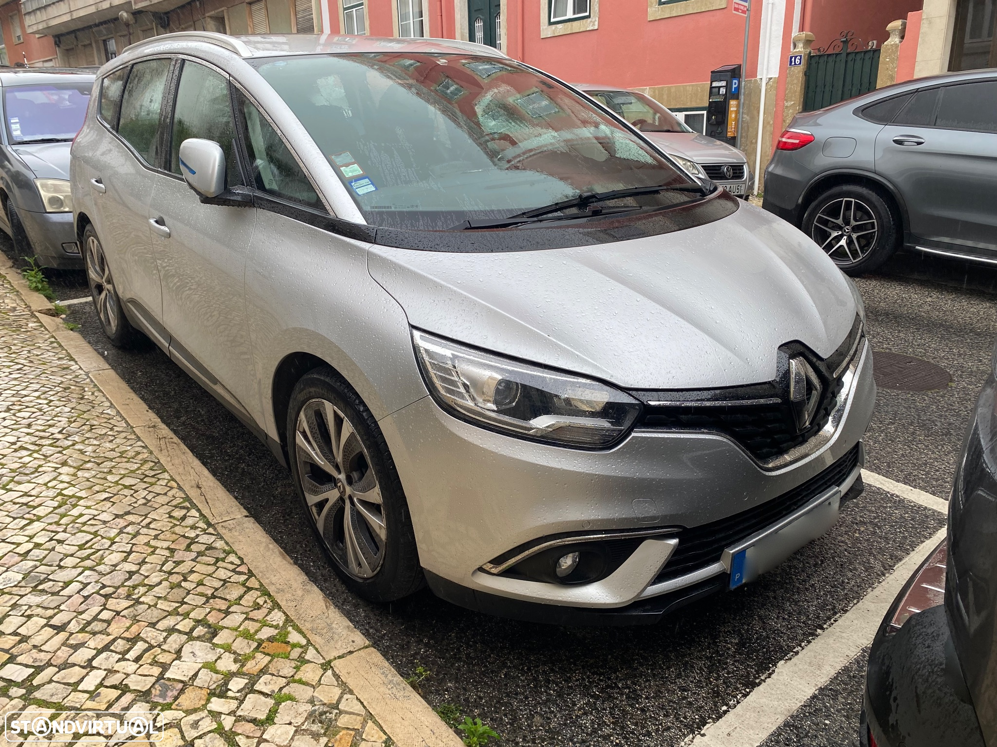 Renault Grand Scénic 1.5 dCi Bose Edition EDC SS - 8