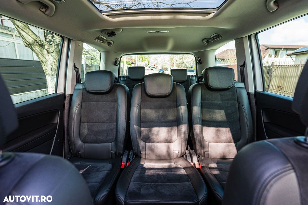 Volkswagen Sharan 2.0 TDI DSG (BlueMotion Technology) Highline - 9