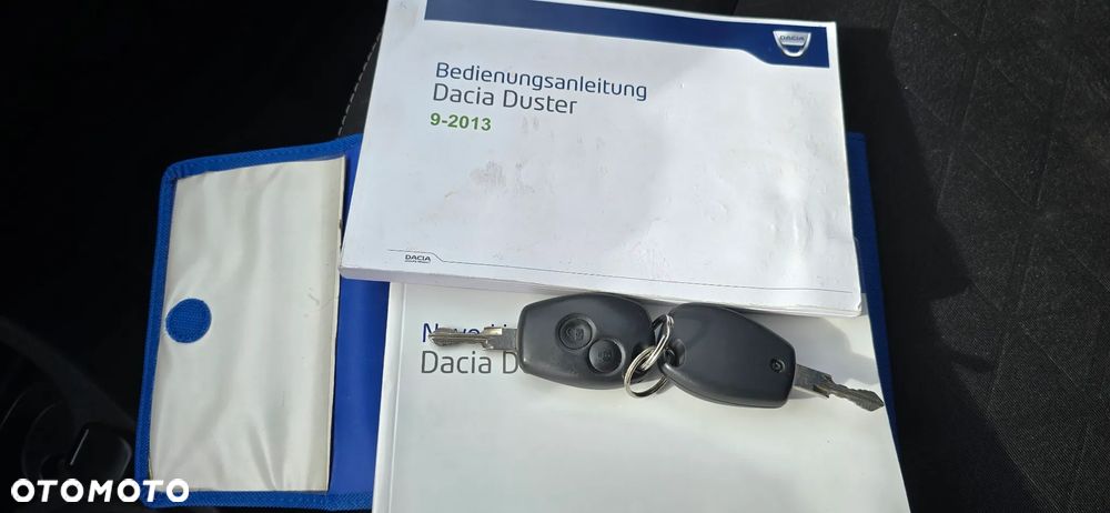 Dacia Duster 1.6 SCe Laureate S&S - 33