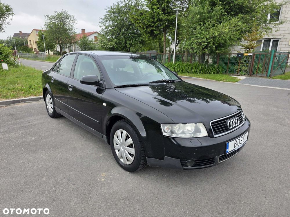 Audi A4 Limousine - 2