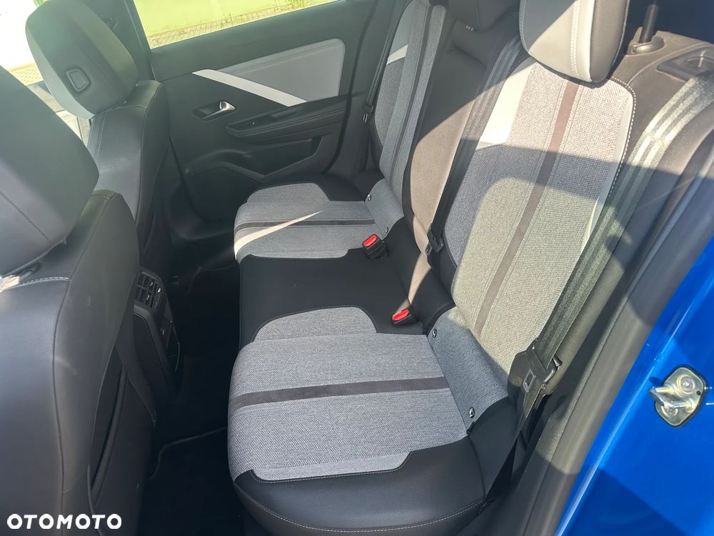 Opel Astra - 11
