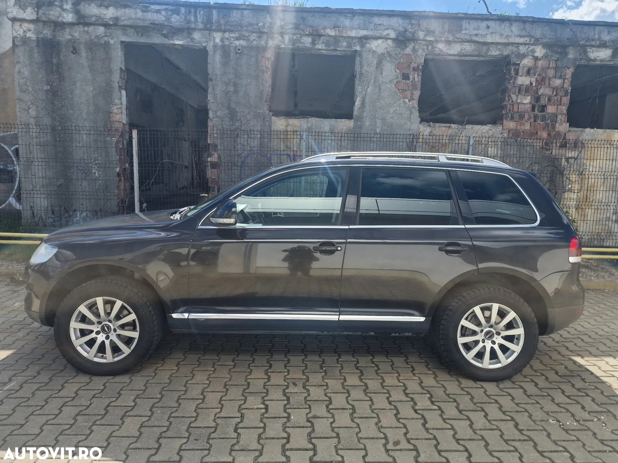 Volkswagen Touareg - 5