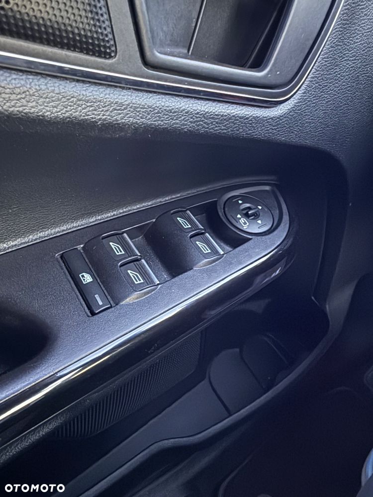 Ford B-MAX 1.6 Titanium - 12