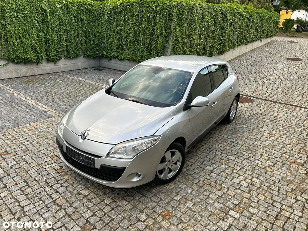Renault Megane 1.6 16V 110 Expression - 1