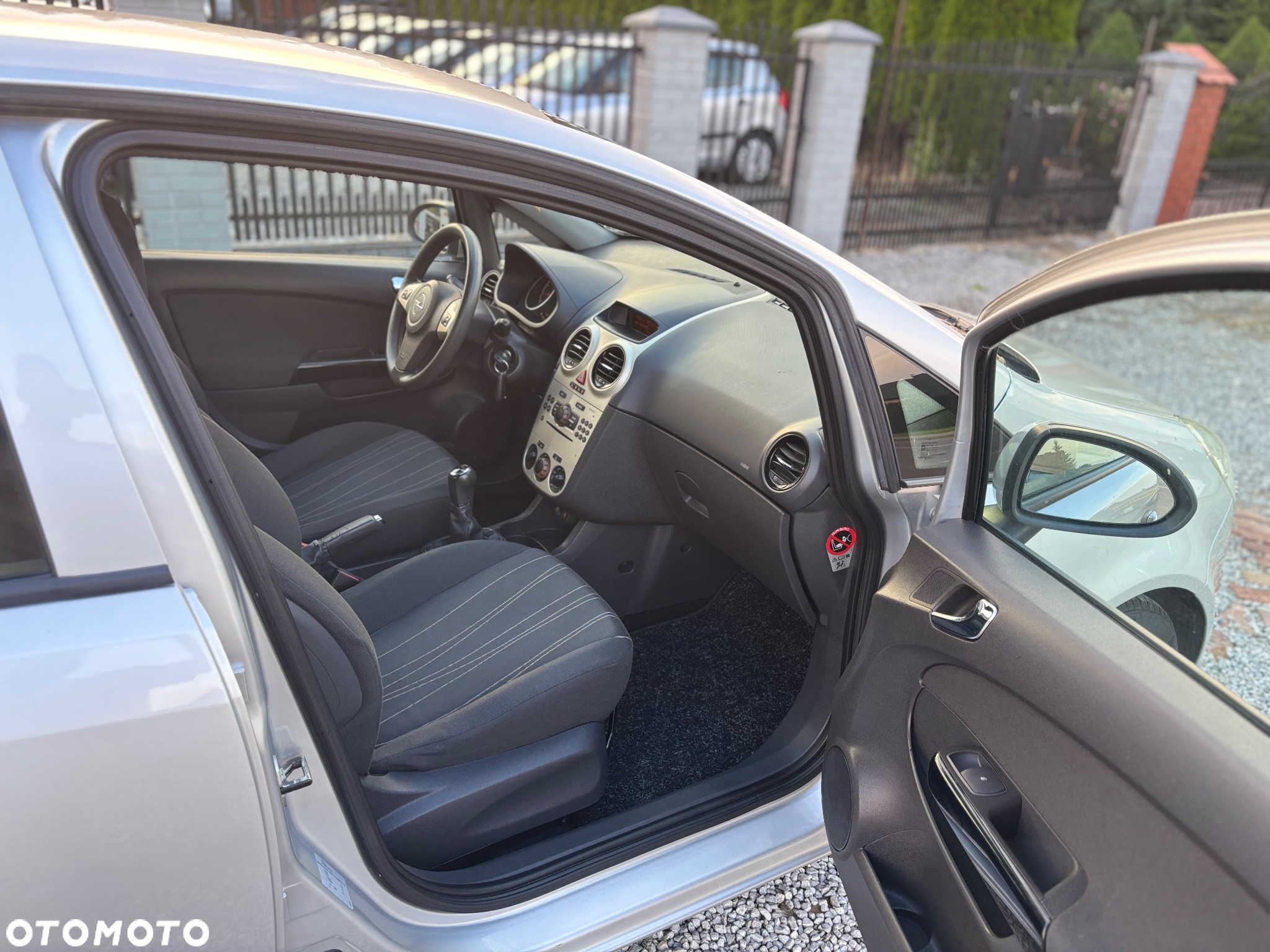 Opel Corsa - 9