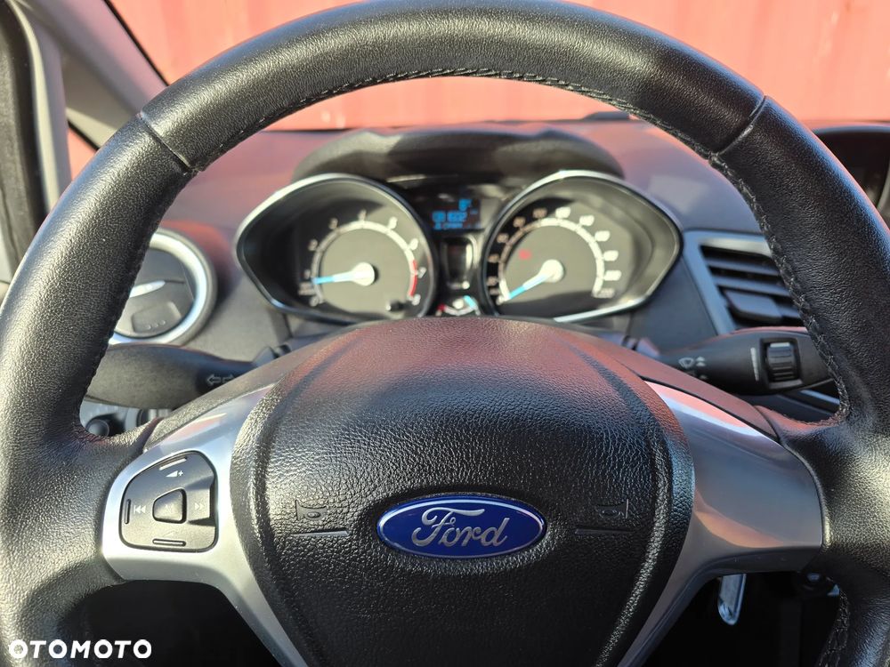 Ford Fiesta 1.25 Champions Edition - 10