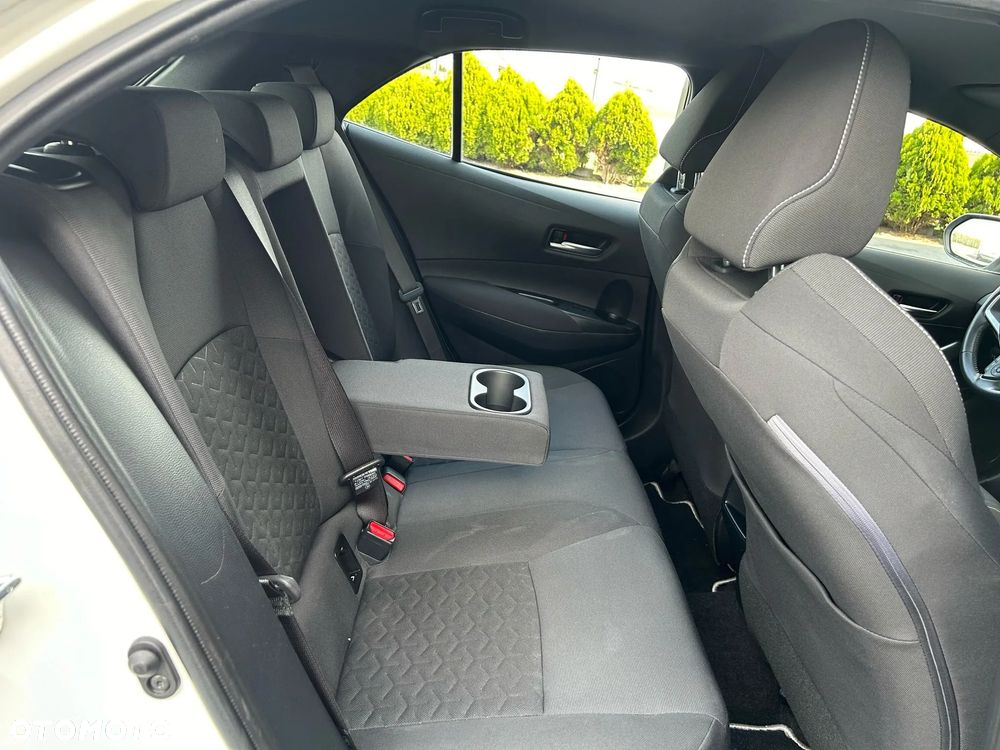 Toyota Corolla - 14