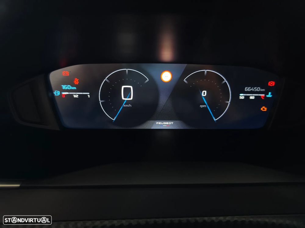 Peugeot 2008 1.2 PureTech Allure - 24