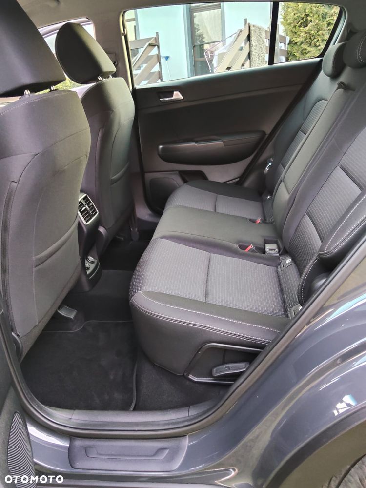Kia Sportage - 10