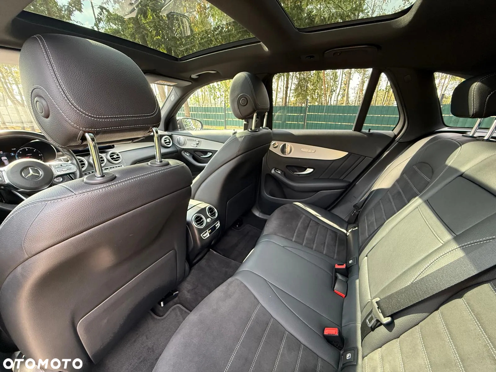 Mercedes-Benz GLC 300 d 4Matic 9G-TRONIC AMG Line - 5