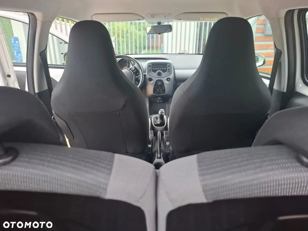Toyota Aygo 1.0 VVT-i Color Edition - 36