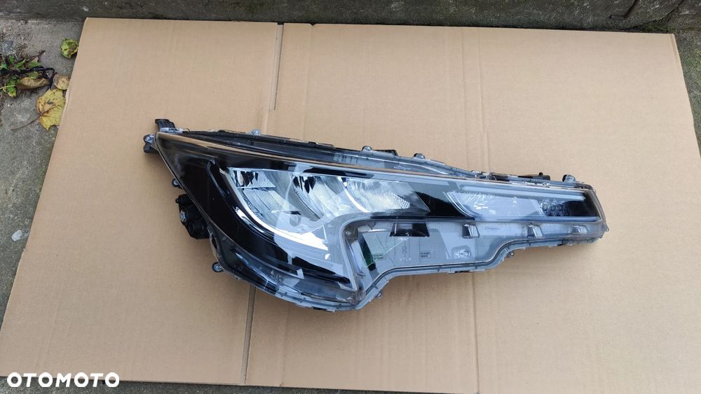 Toyota Corolla E21 19- HB Kombi Lampa Prawa Przód Full Led EcoLED Oryginał Europa - 1
