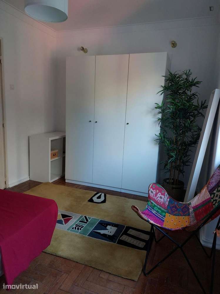 Quarto - localizado em Pontinha Lisbon - Grande imagem: 3/9