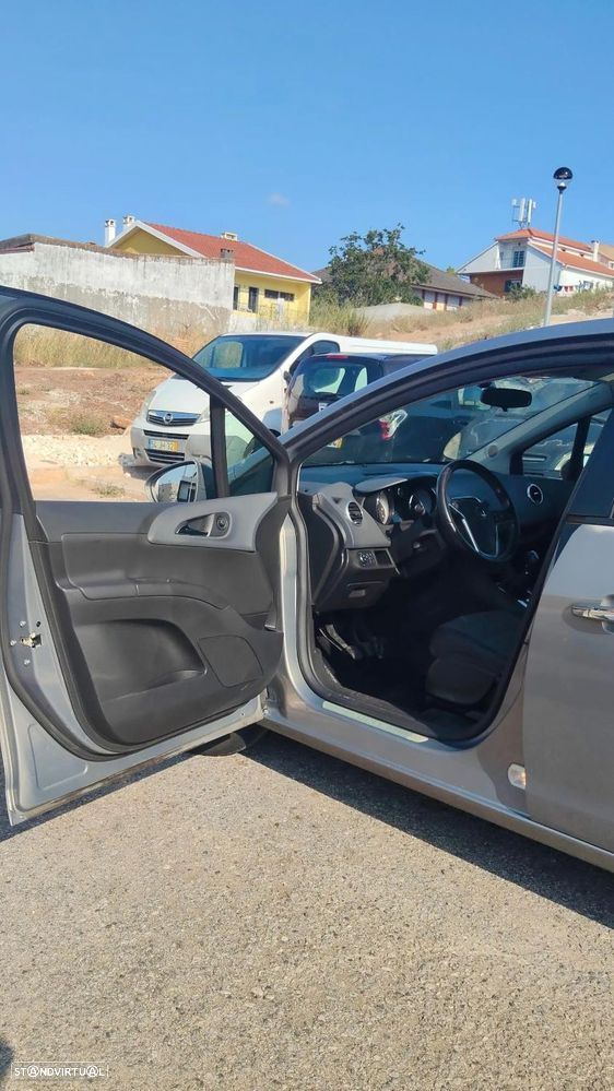 Opel Meriva - 12