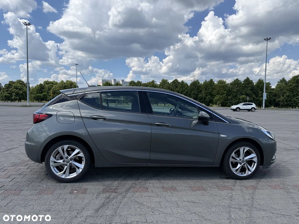 Opel Astra 1.4 T Dynamic S&S - 4