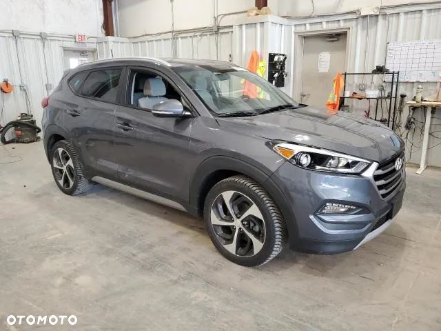 Hyundai Tucson - 3