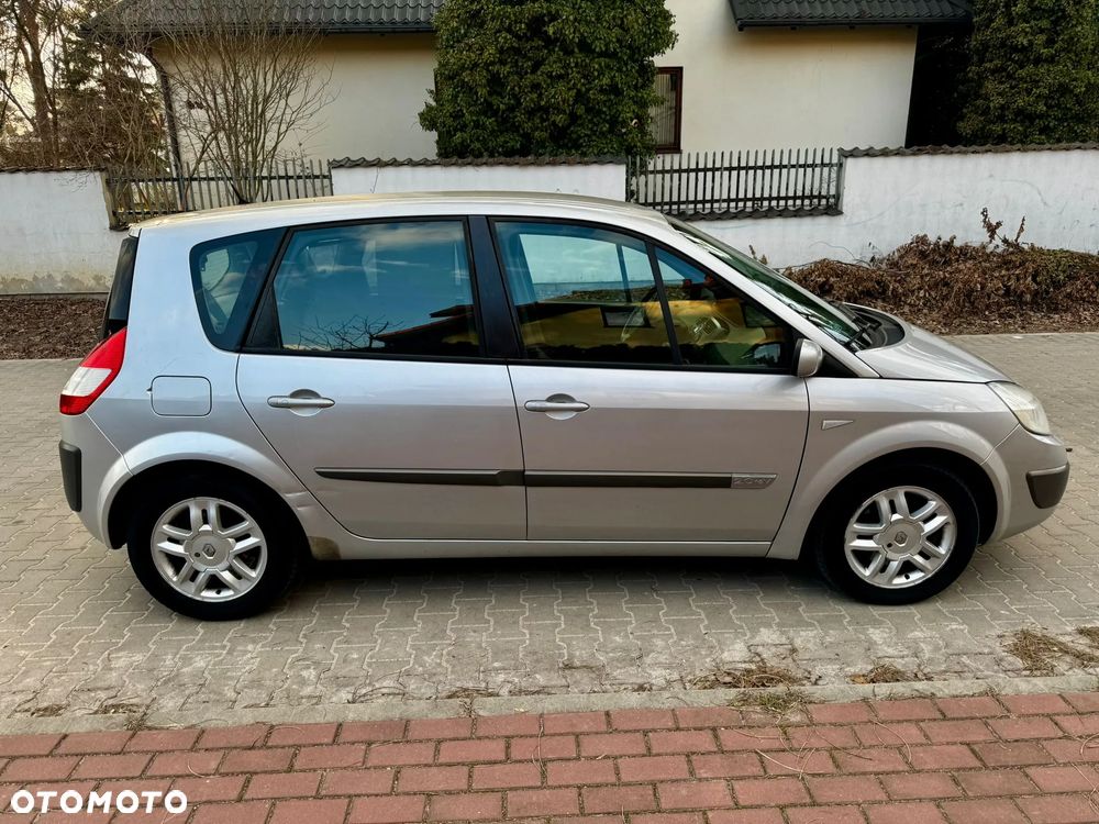 Renault Scenic - 9