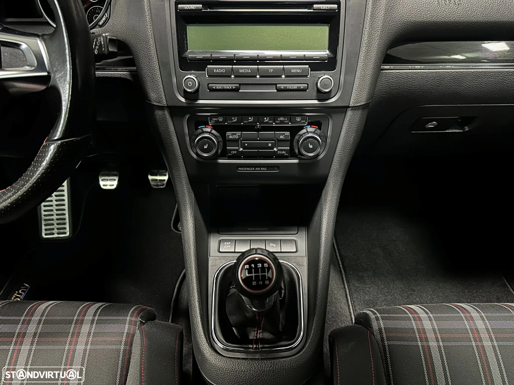 VW Golf 2.0 TSi GTI - 31