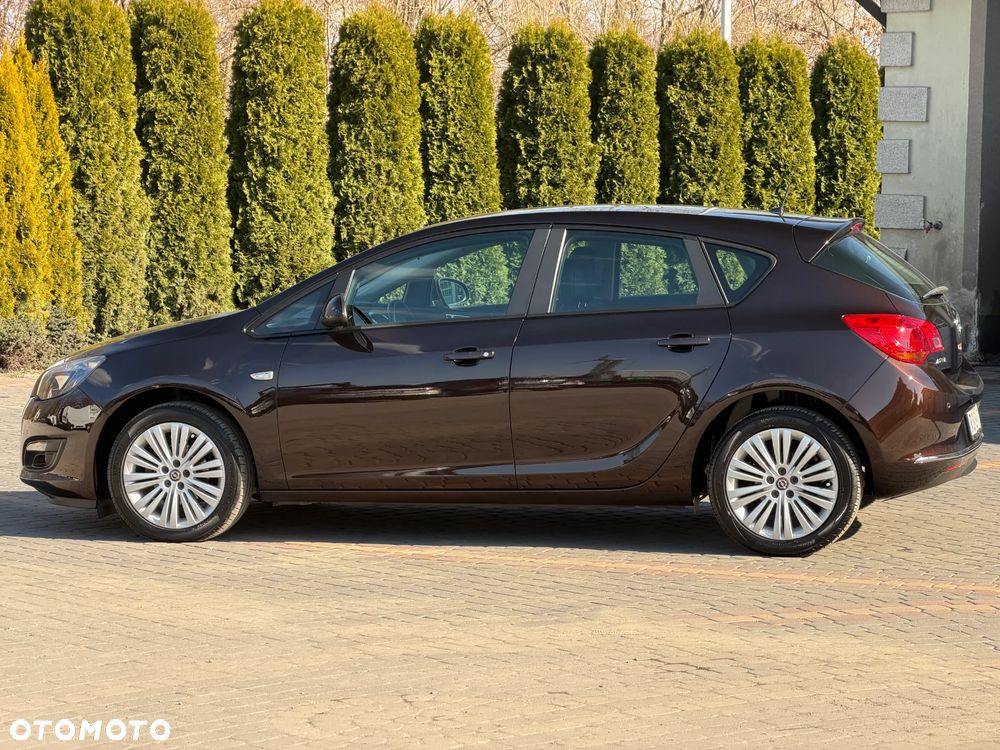 Opel Astra 1.6 Cosmo - 8