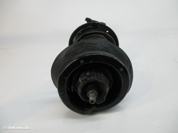 Amortecedor Suspensao Frente Esq Mercedes-Benz C-Class (W203) - 3
