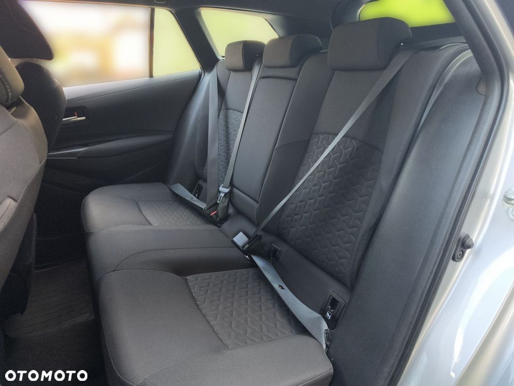 Toyota Corolla 1.8 Hybrid Comfort - 13