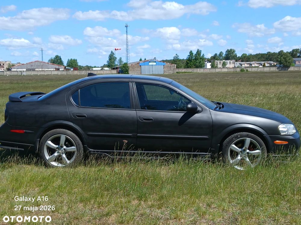 Nissan Maxima - 12