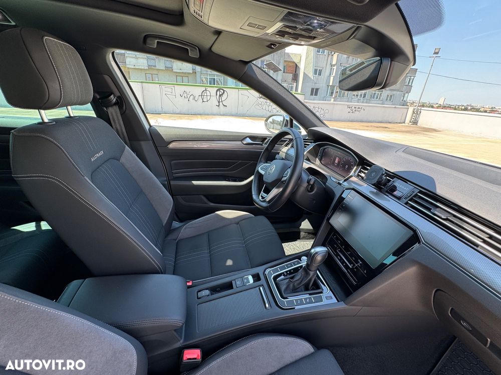 Volkswagen Passat Alltrack 2.0 TDI SCR DSG 4Motion - 13