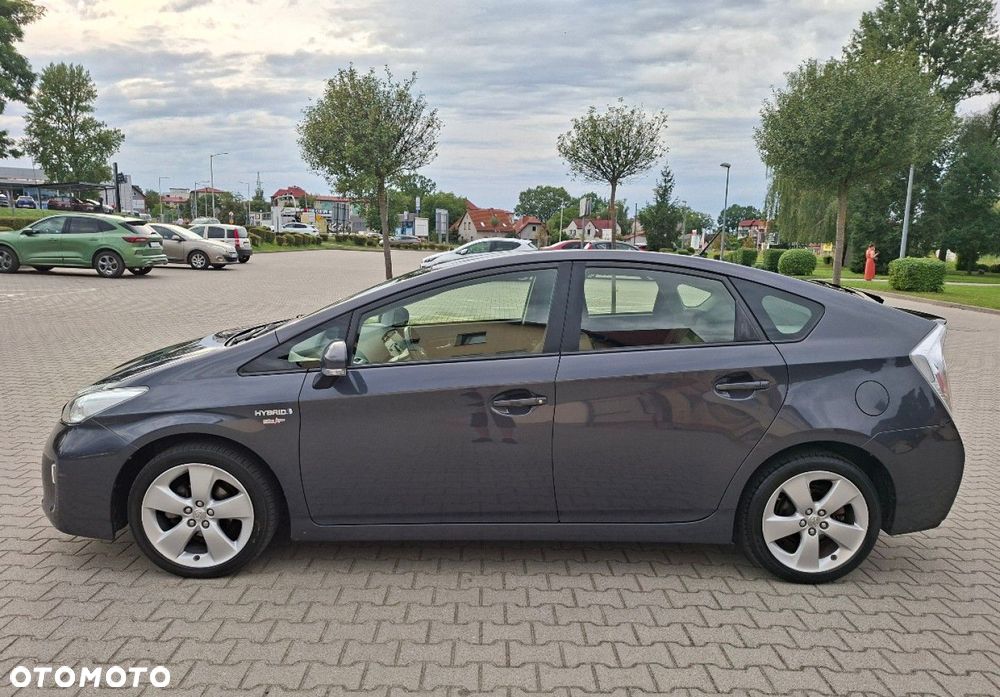 Toyota Prius - 11