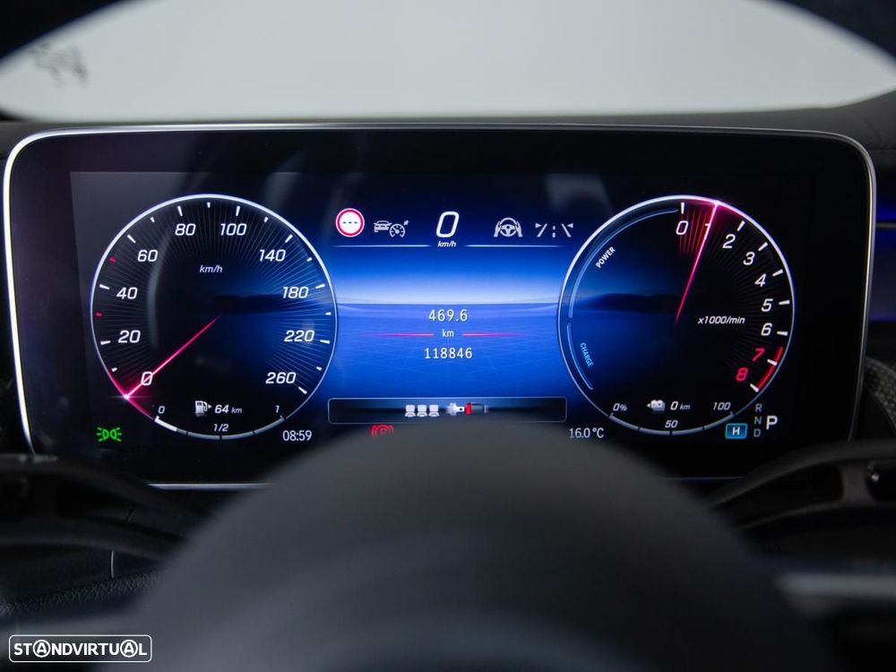 Mercedes-Benz GLC 300 e 4Matic - 28