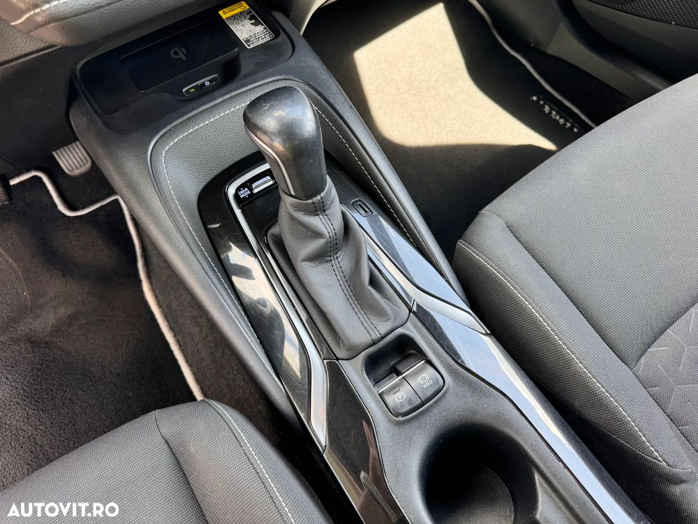 Toyota Corolla 2.0 Teamplayer - 18