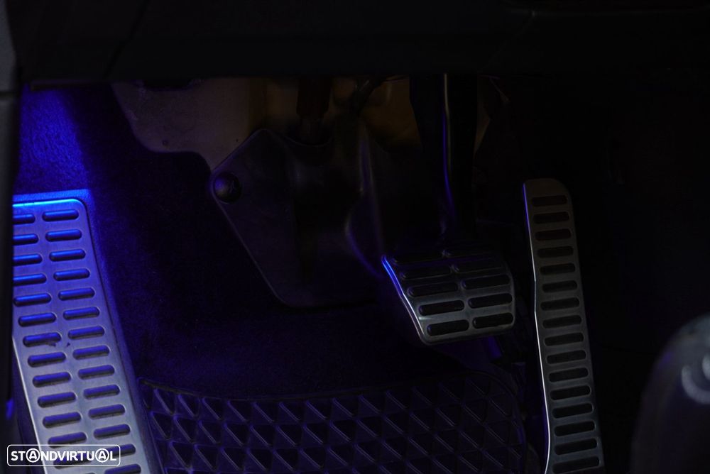 VW Scirocco 2.0 TSI Sport DSG - 28