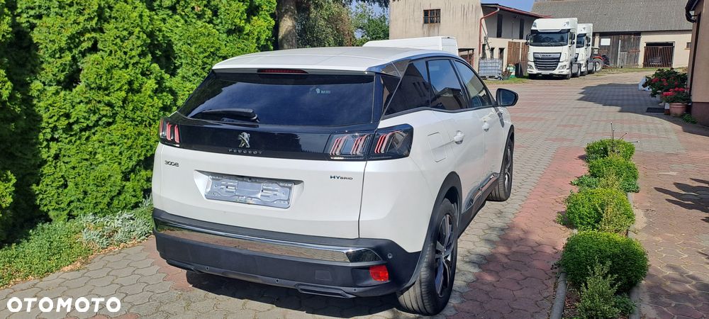 Peugeot 3008 1.6 PureTech Hybrid PHEV Allure Pack S&S EAT8 - 23