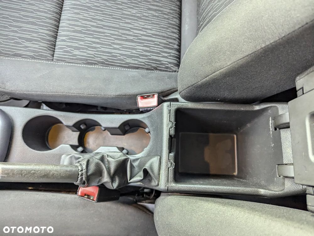 Opel Astra IV 1.4 T Enjoy - 25