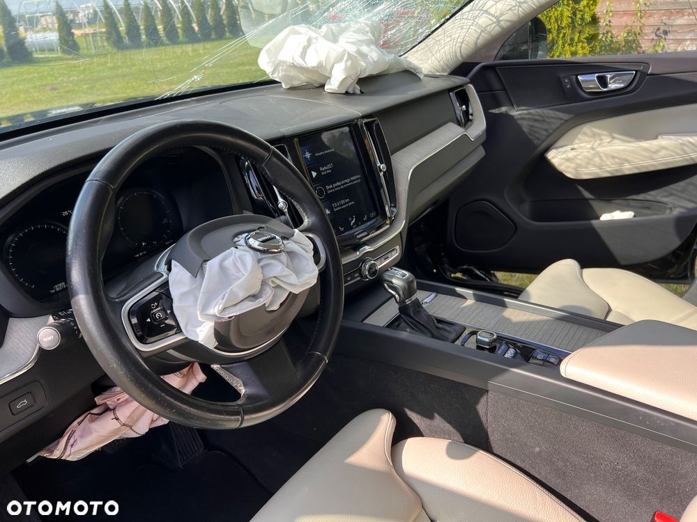 Volvo XC 60 D4 AWD Inscription - 24