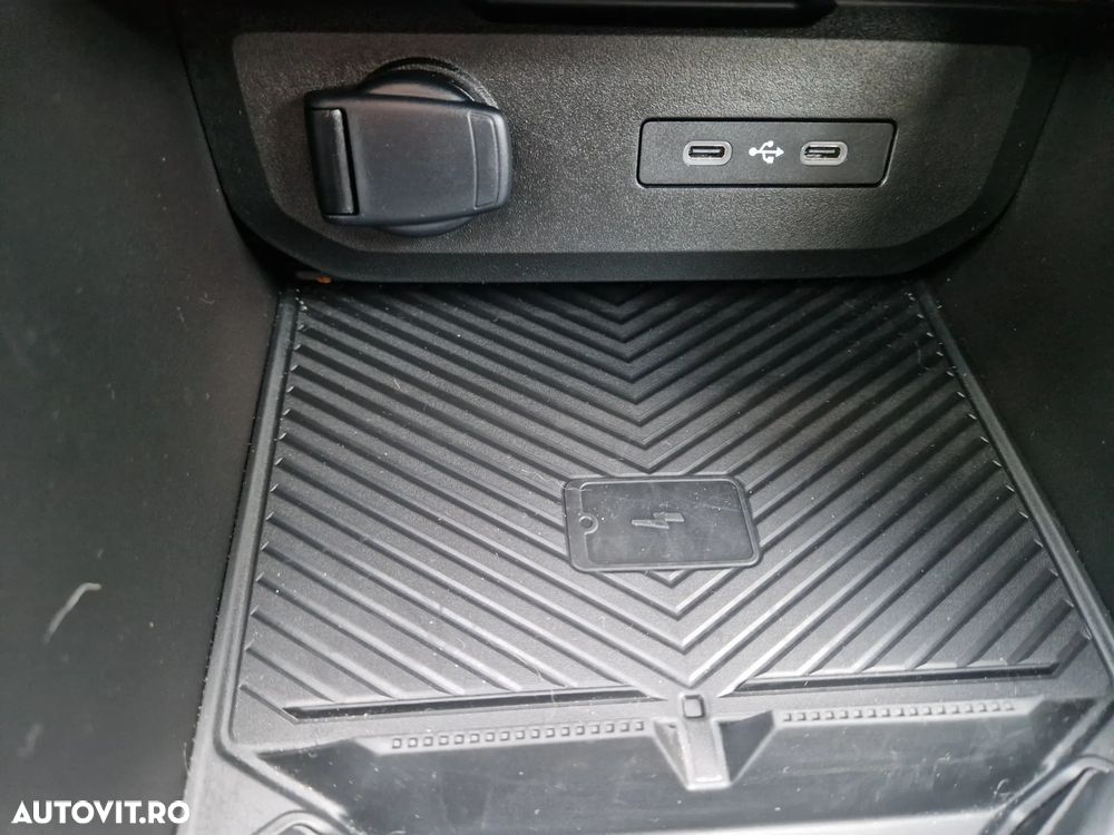 Dacia Duster HEV 140 Journey - 24