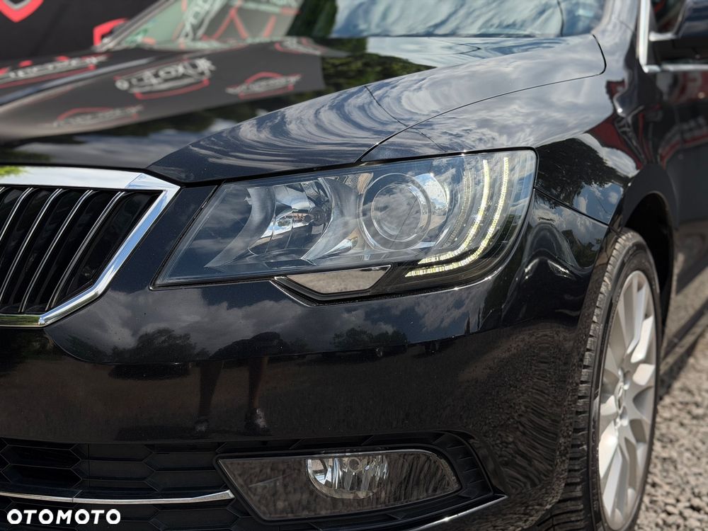 Skoda Superb 2.0 TDI DSG Ambition - 6