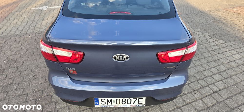 Kia Rio 1.2 L - 7